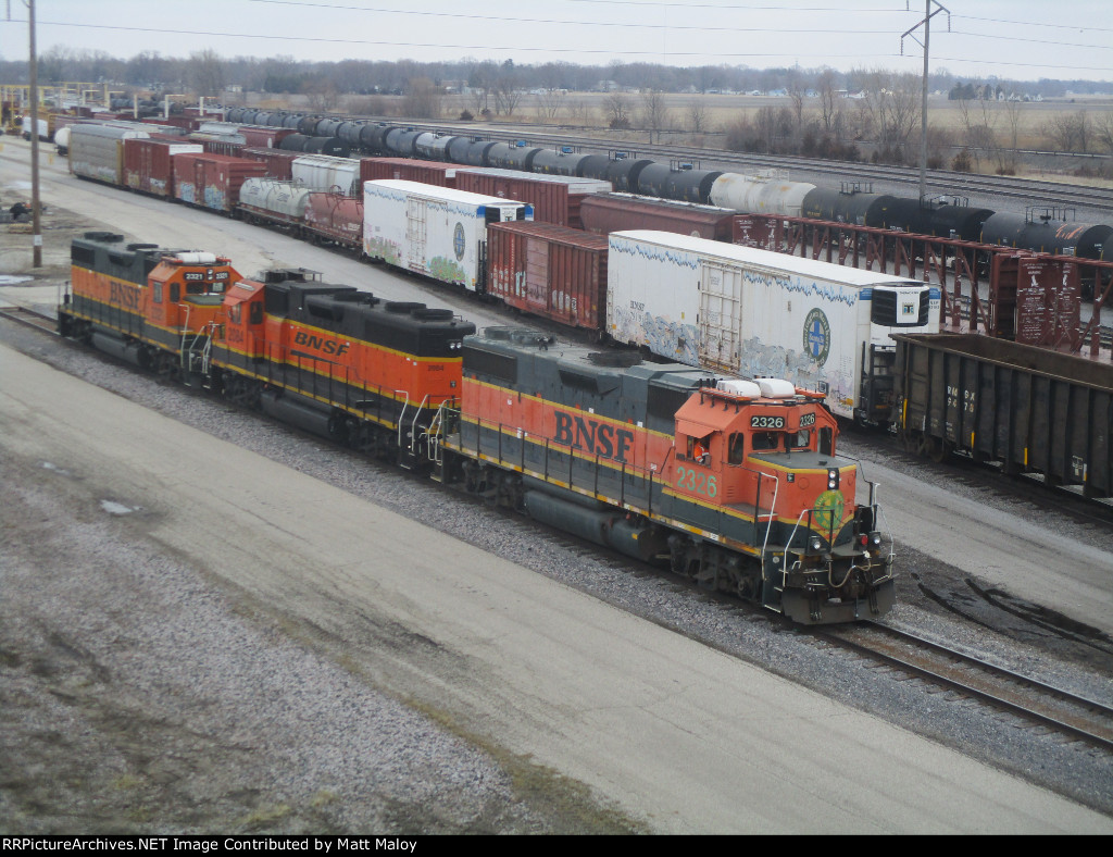 BNSF 2326